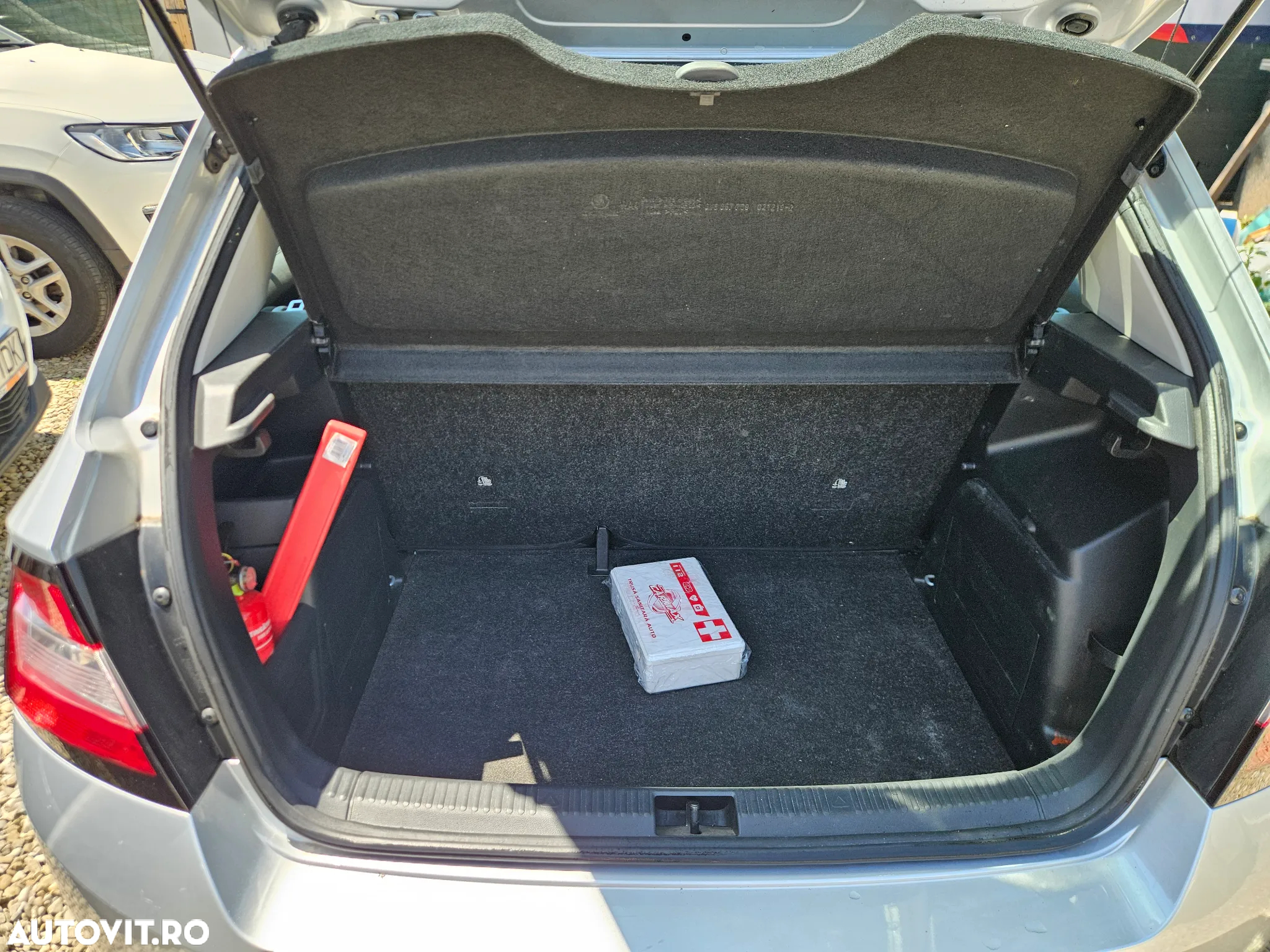 Skoda Fabia 1.0 MPI Avantaj - 8