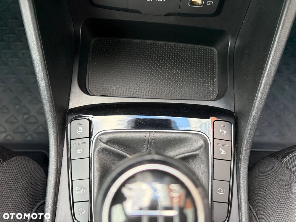 Hyundai Tucson 1.6 T-GDi Smart 2WD - 20