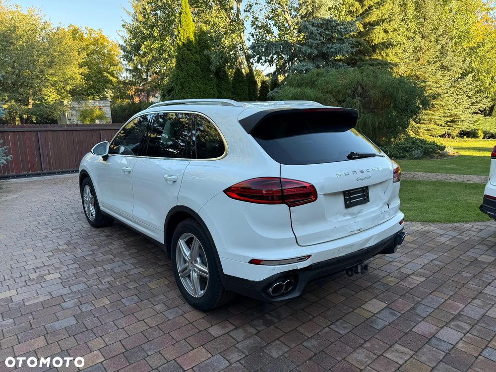 Porsche Cayenne 2016 photo 3