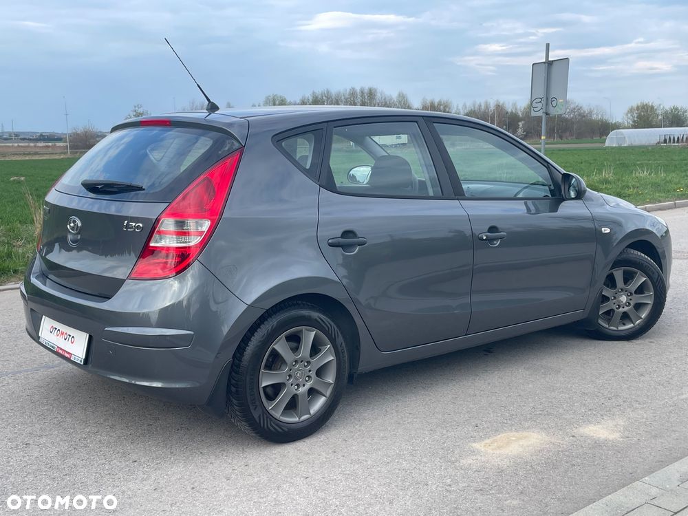 Hyundai i30 1.4 Classic + - 4