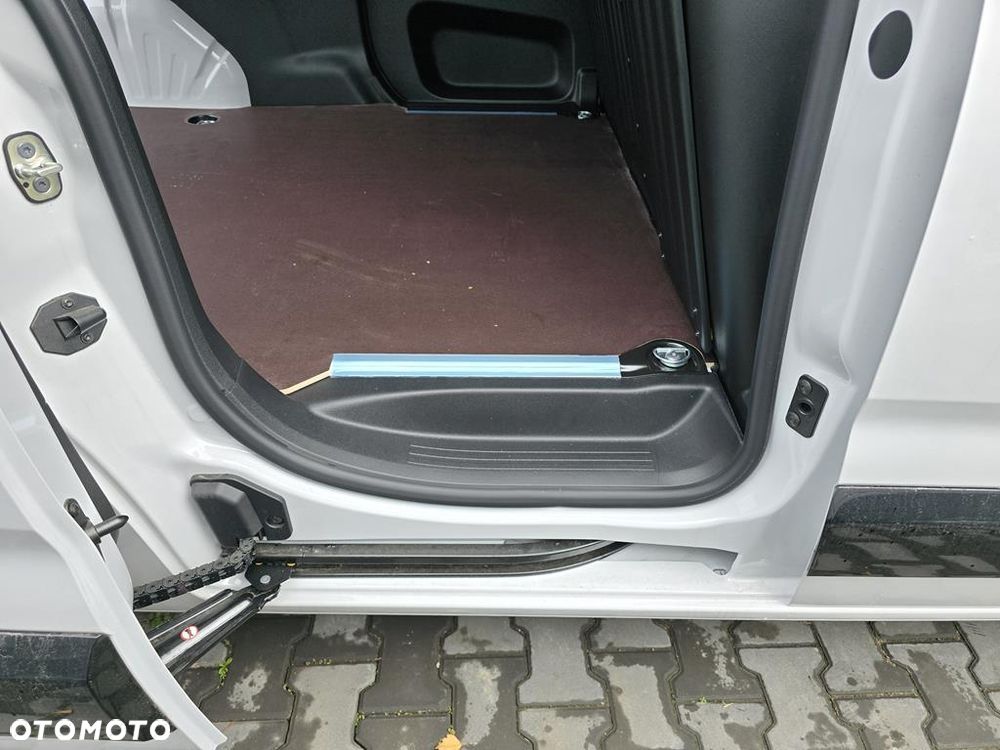 Peugeot Partner Van 1.5 BlueHDI S&S L2 - 23