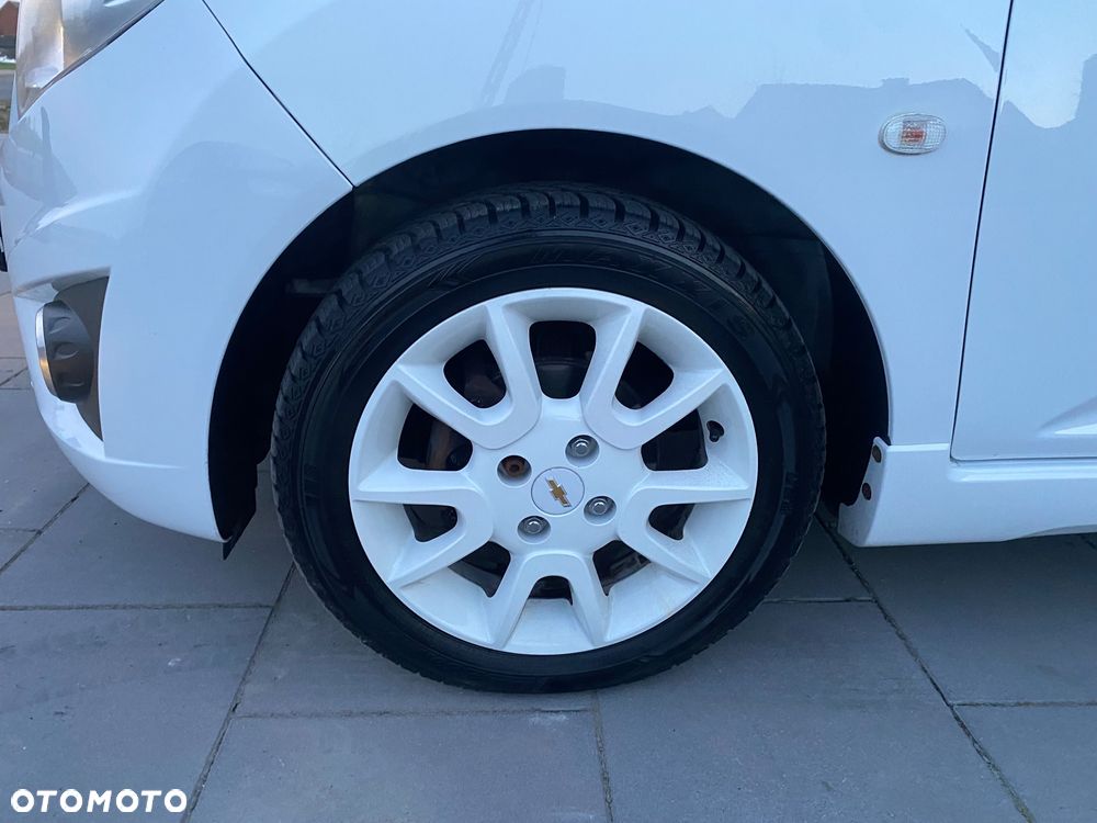 Chevrolet Spark 1.2 LS+ - 25