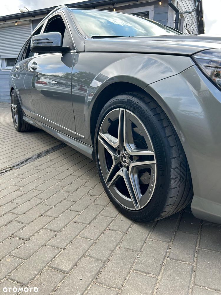 Mercedes-Benz Klasa C 250 CGI Automatik BlueEFFICIENCY SPORT EDITION - 22