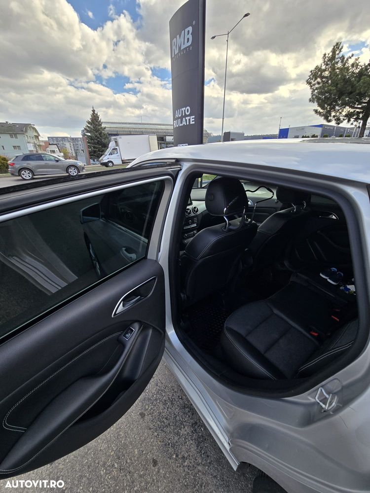 Mercedes-Benz B 180 - 11