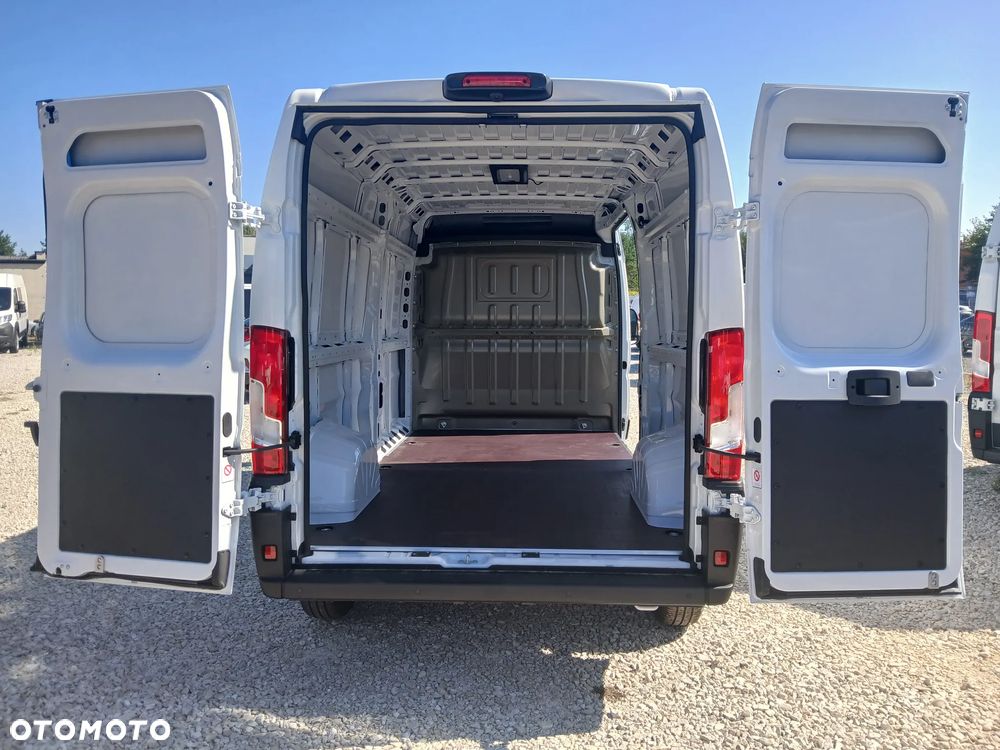 Toyota PROACE MAX Van z zabudową izotermiczną. - 18