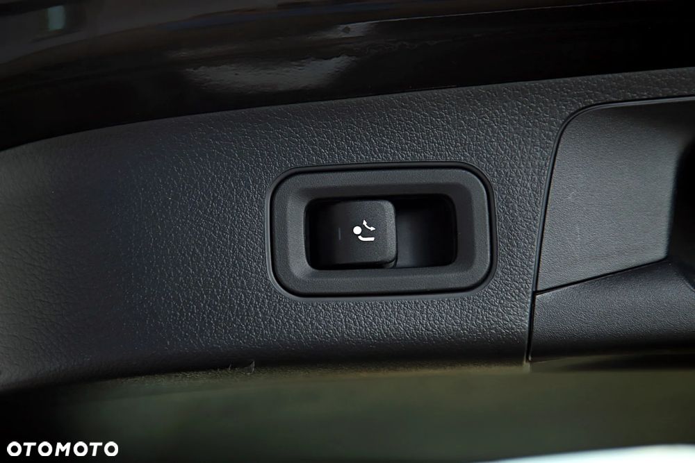 Mercedes-Benz GLA 200 Style - 25