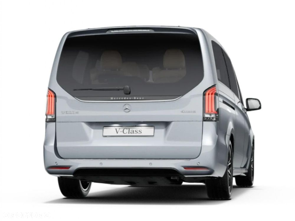 Mercedes-Benz Klasa V - 6