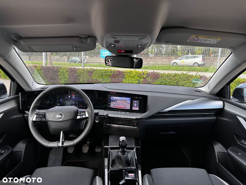 Opel Astra 1.2 Turbo Elegance - 17