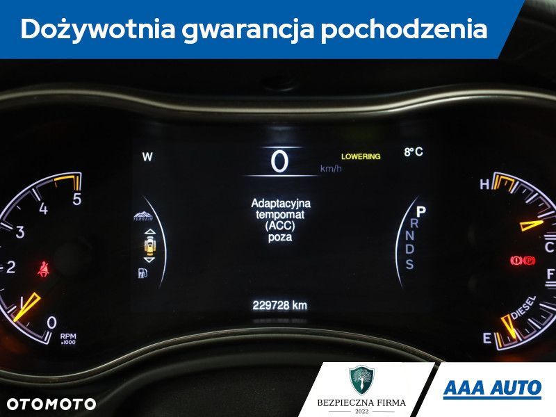 Jeep Grand Cherokee - 9