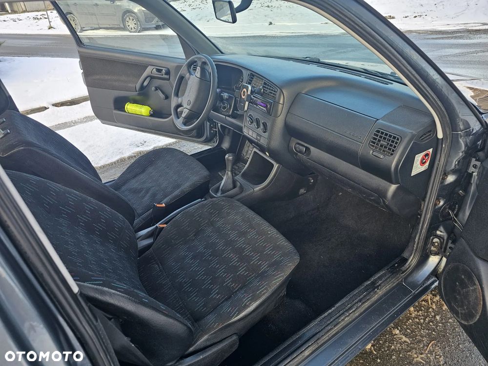 Volkswagen Golf ver-1-4 - 6