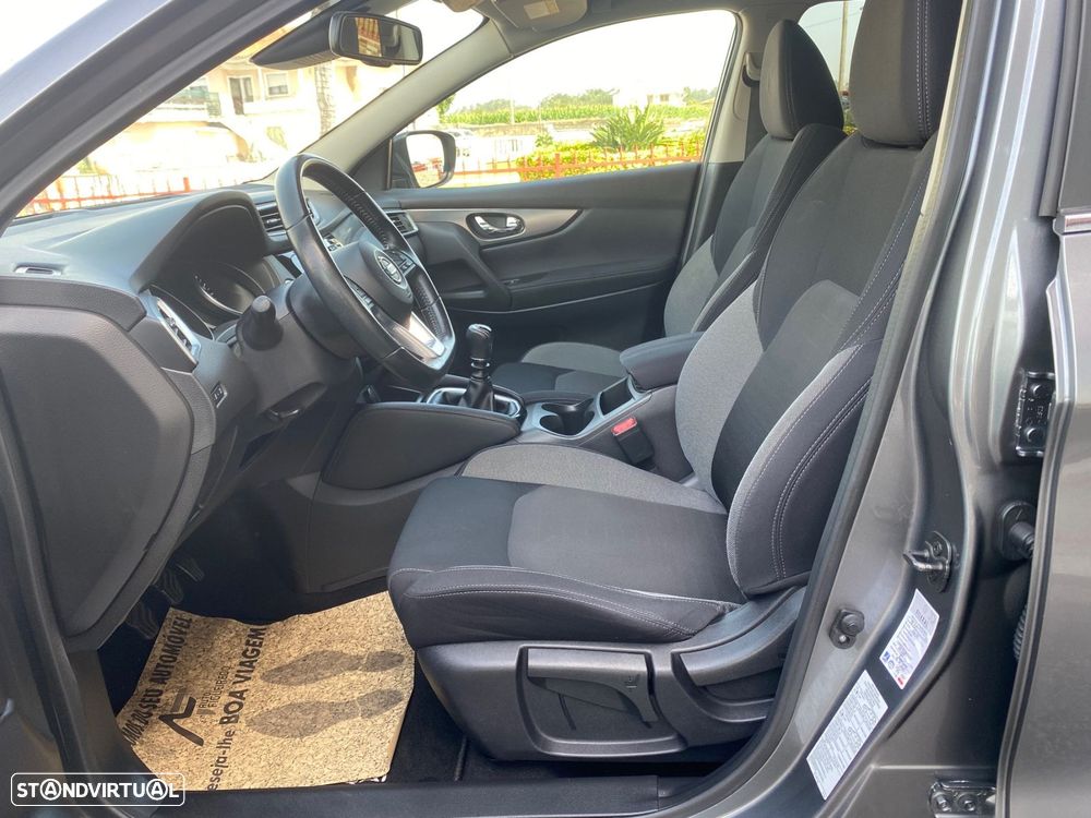 Nissan Qashqai 1.2 DIG-T N-Connecta 18 - 8