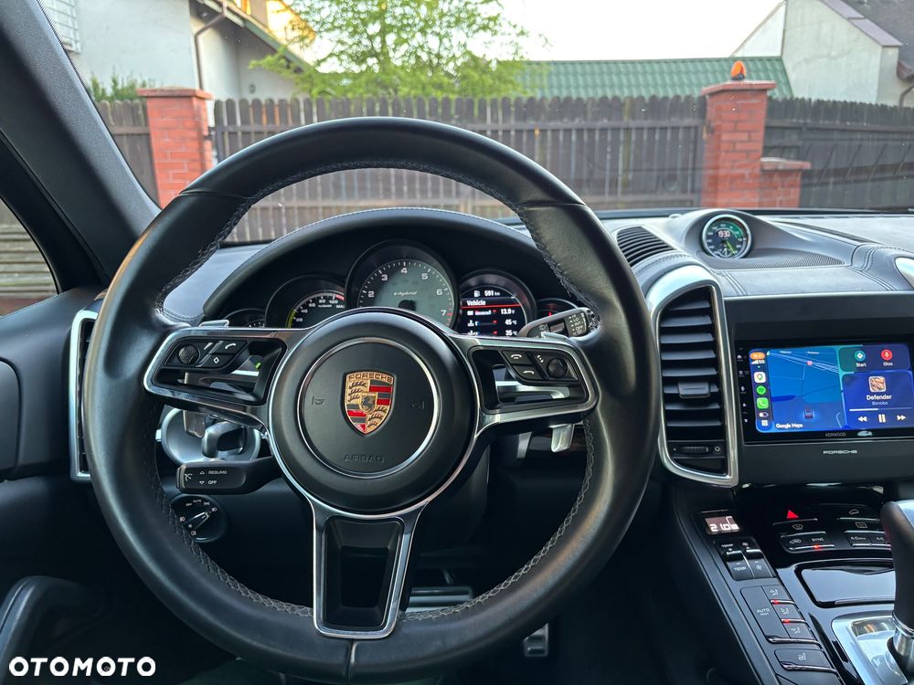 Porsche Cayenne ver-s-hybrid - 7