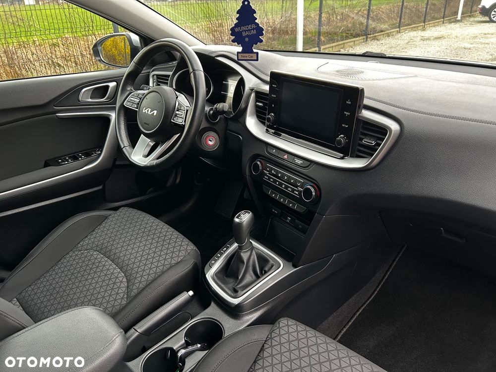 Kia Ceed 1.5 T-GDI OPF Vision - 21