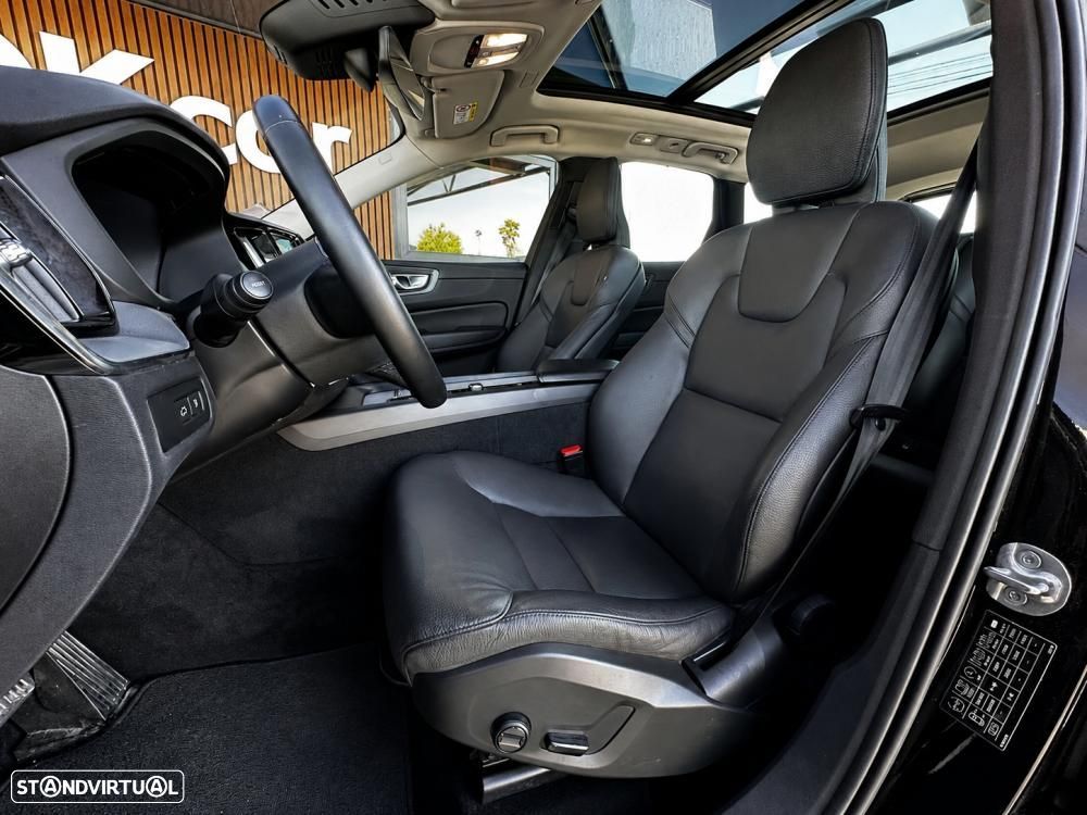 Volvo XC 60 T6 AWD Recharge Plus Dark - 20