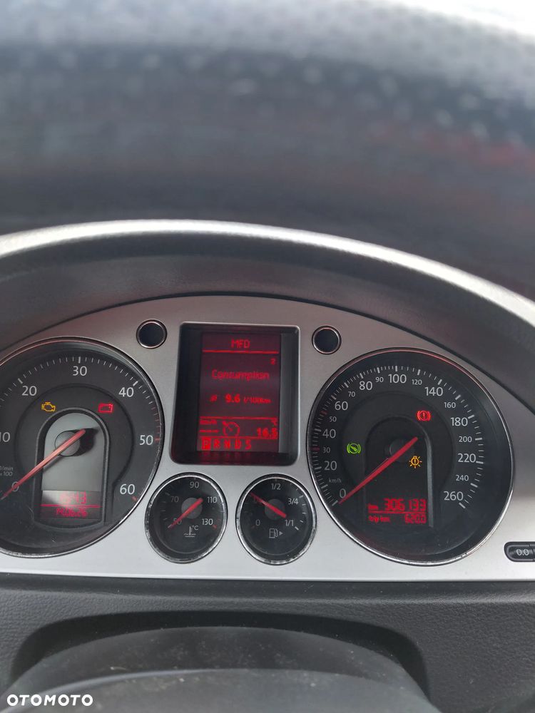 Volkswagen Passat 2.0 TDI DPF DSG Comfortline - 12