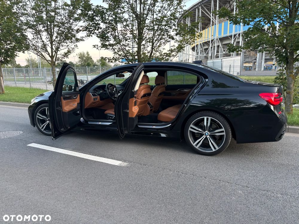 BMW Seria 7 740Li - 7