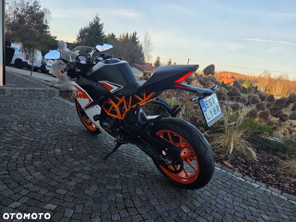 KTM RC 125 - 6