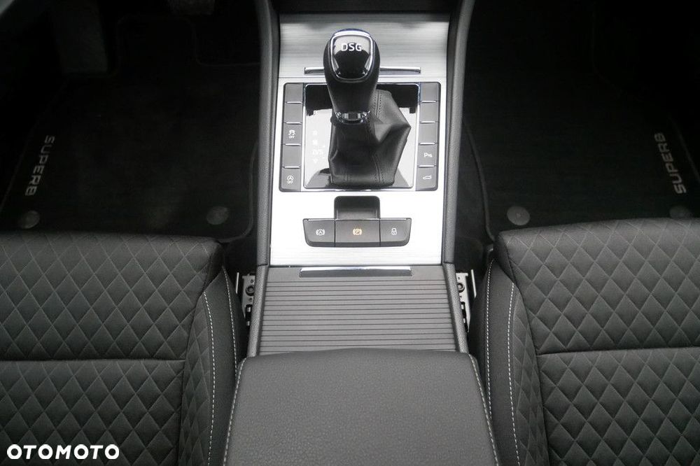Skoda Superb - 11