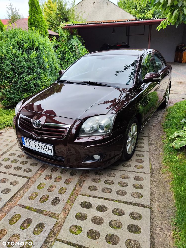 Toyota Avensis 2.2 D-4D Premium - 2