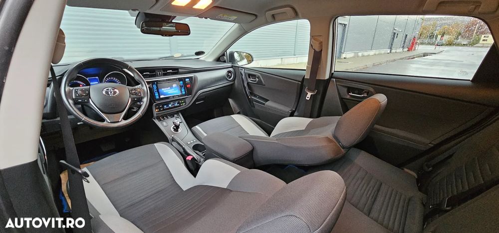 Toyota Auris 1.8 VVT-i Automatik Executive - 16