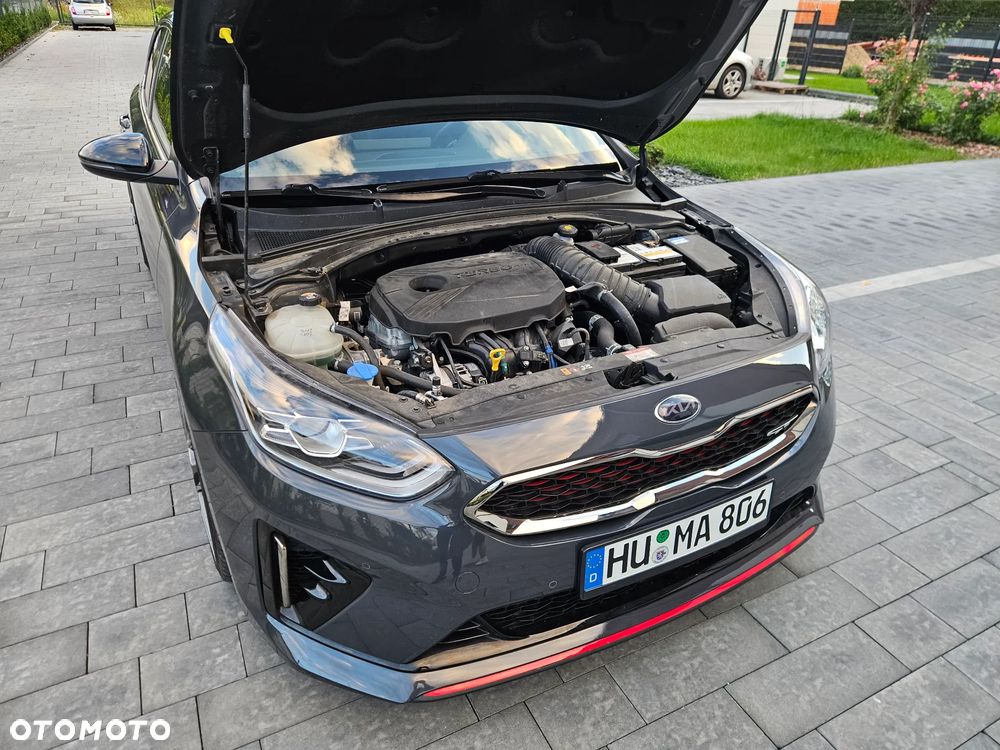 Kia ProCeed - 9