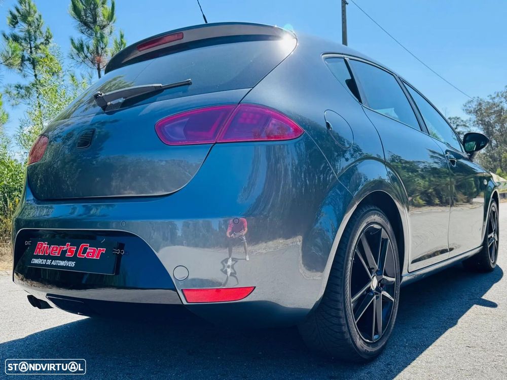 SEAT Leon 2.0 TDI DPF FR - 12