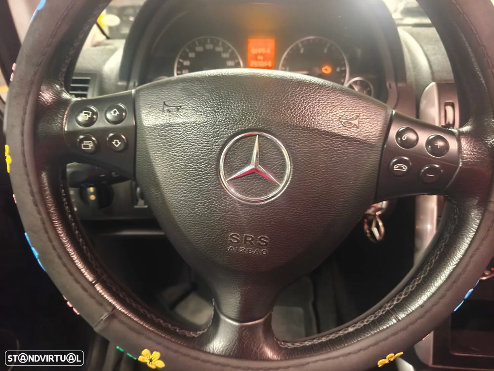 Mercedes-Benz A 180 - 6