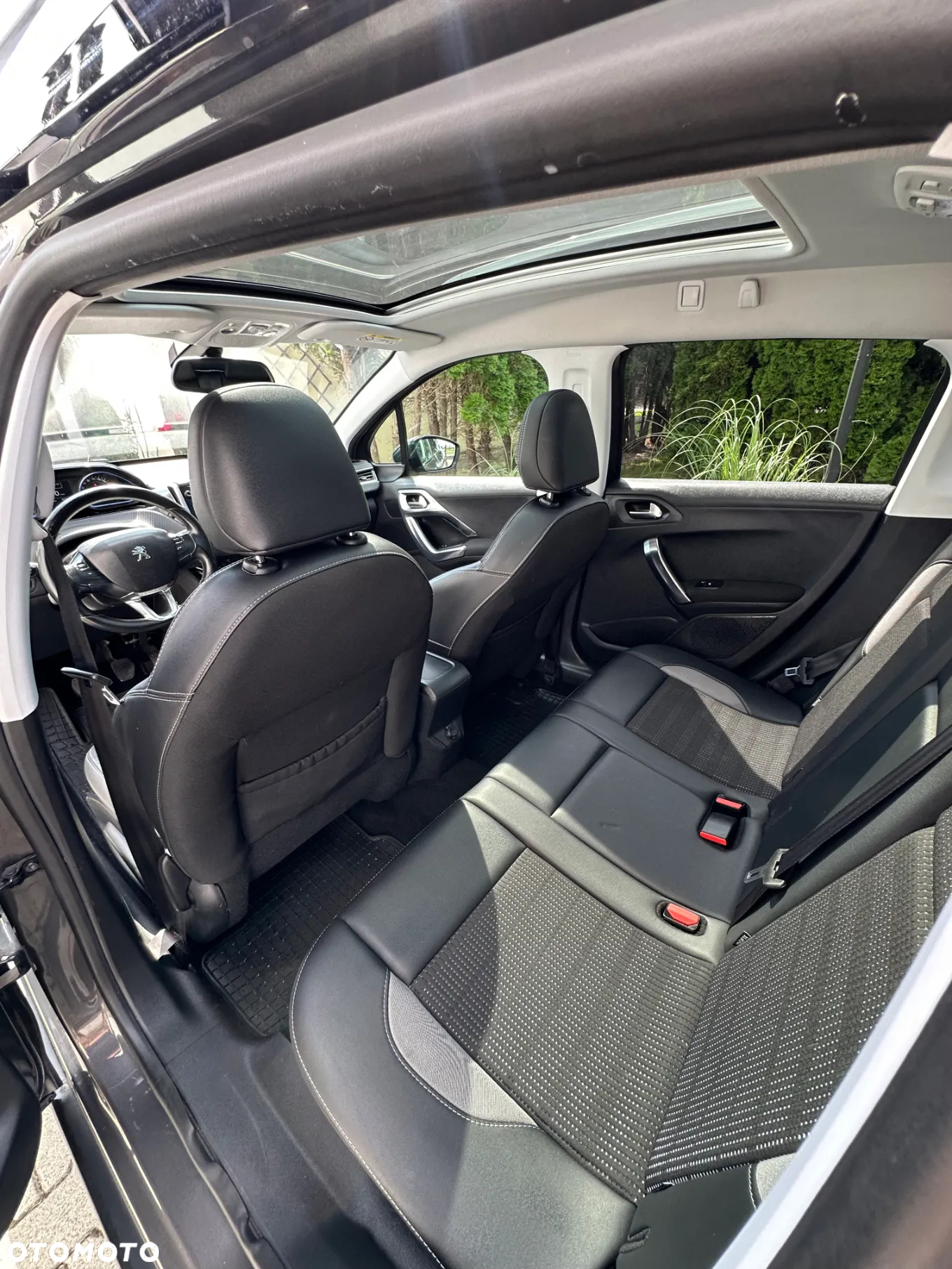 Peugeot 2008 1.5 BlueHDi Allure - 22