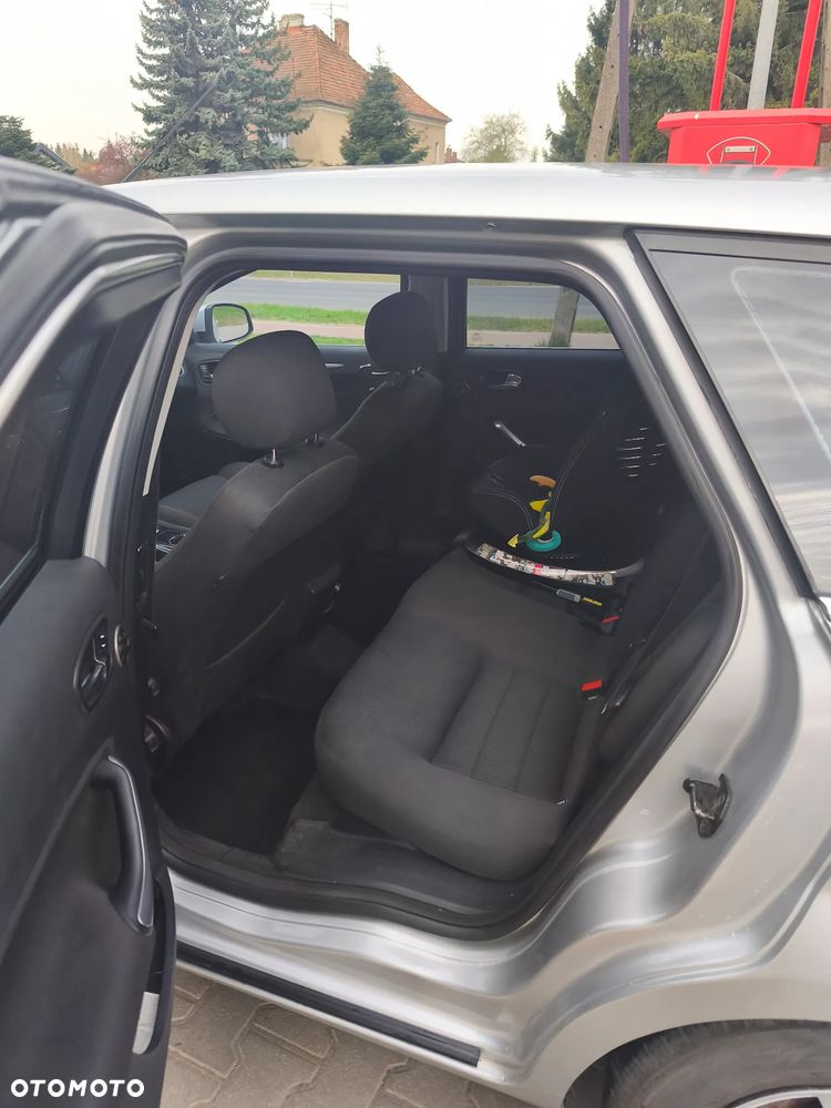 Ford Mondeo 2.0 TDCi Ambiente - 15