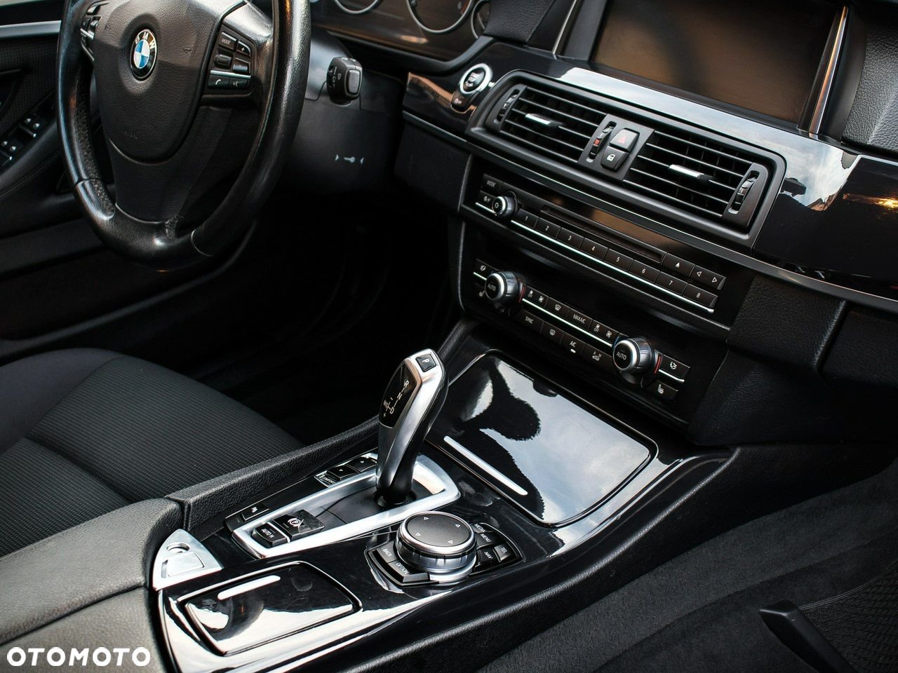BMW Seria 5 520d Luxury Line - 18