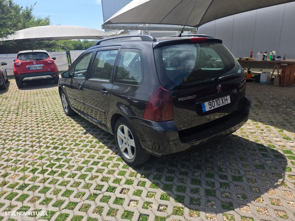 Peugeot 307 SW 1.6 HDi Executive - 7
