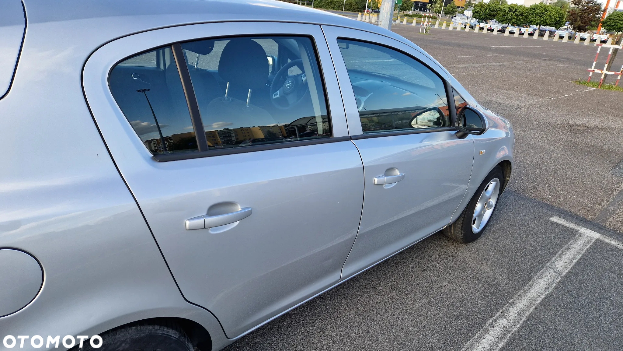Opel Corsa 1.2 16V Cosmo - 13