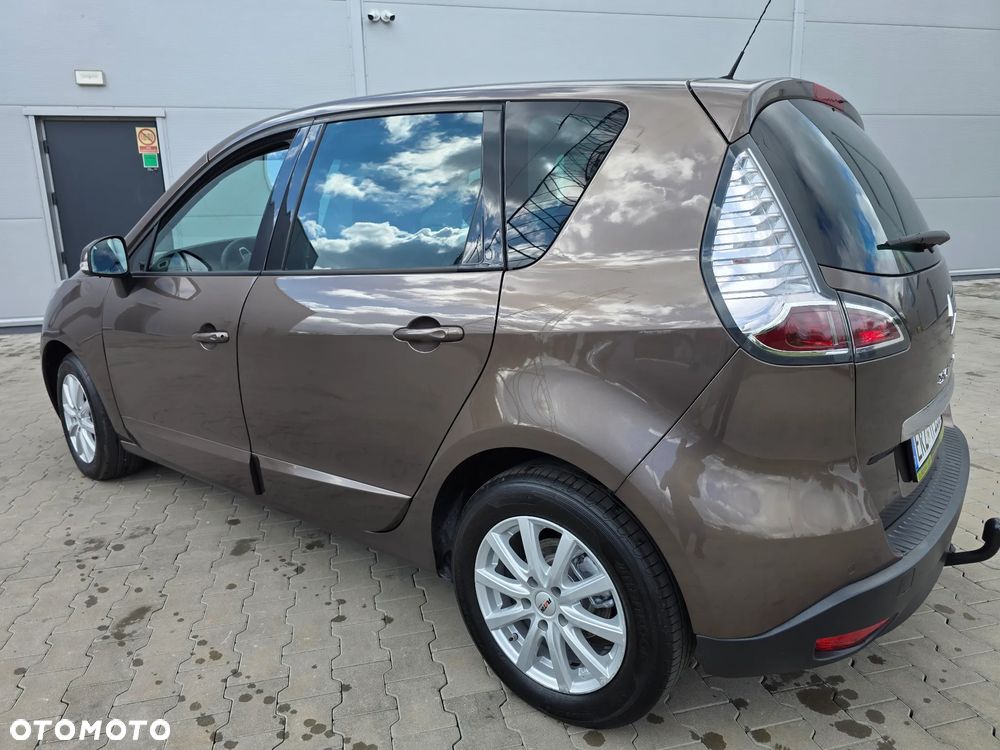 Renault Scenic TCe 130 Bose Edition - 17