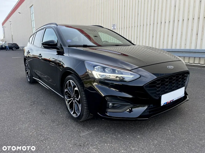 Ford Focus Turnier 1.5 EcoBoost Start-Stopp-System ST-LINE - 2