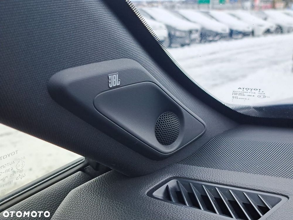 Toyota RAV4 2.5 Hybrid Black Edition by JBL 4x4 - 19