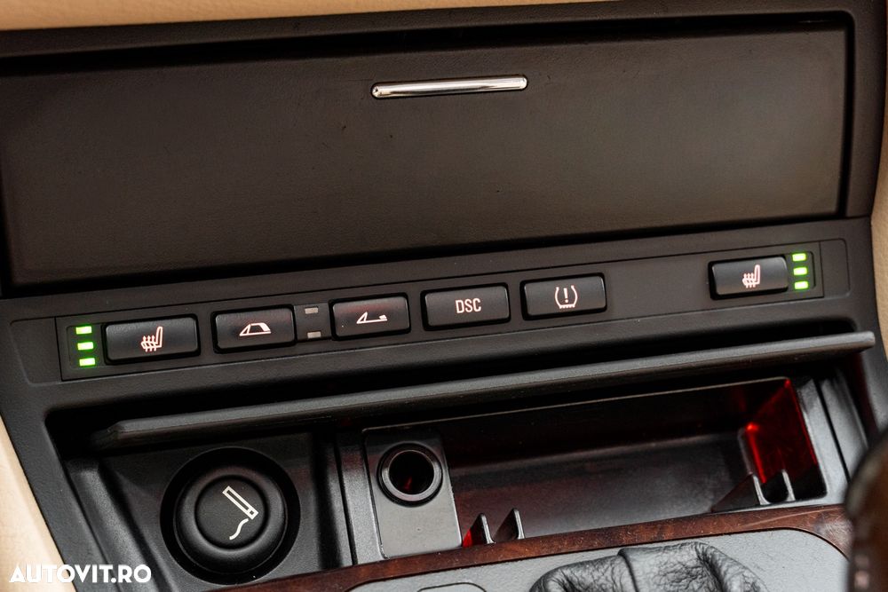 BMW Seria 3 330 Ci Aut. Edition Exclusive - 34