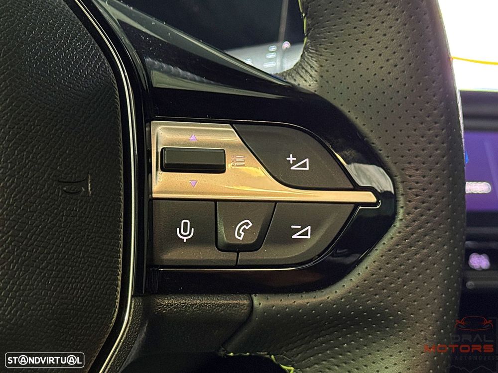 Peugeot 408 1.6 Hybrid GT e-EAT8 - 25