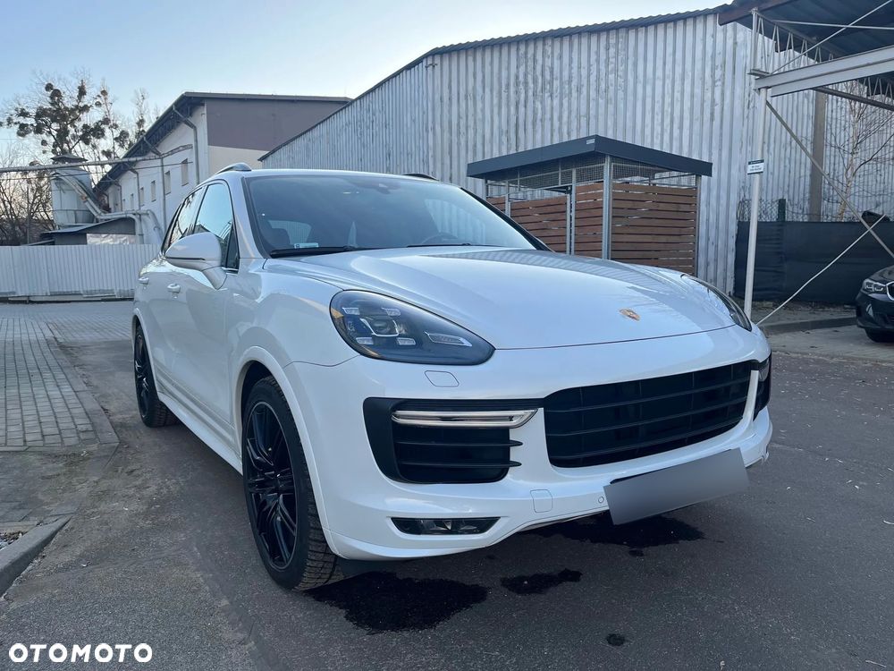 Porsche Cayenne Turbo - 7