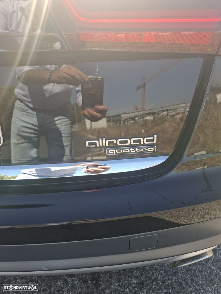 Audi A6 Allroad 3.0 TDi quattro S tronic - 7