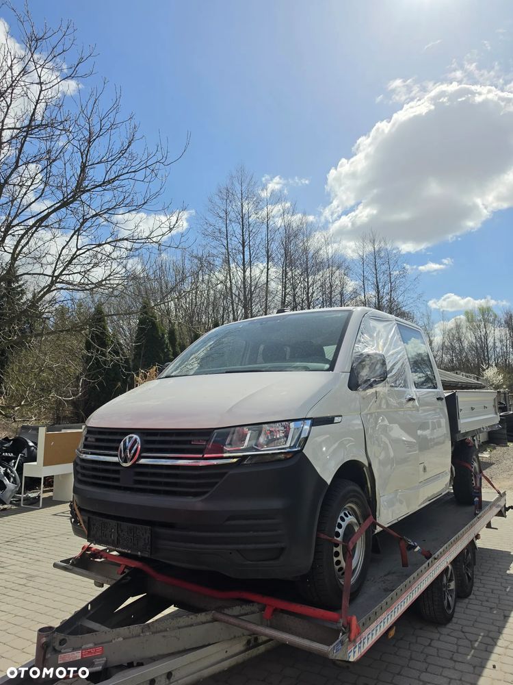 Volkswagen Transporter - 1