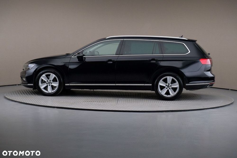 Volkswagen Passat Variant 2.0 TSI Elegance DSG - 4