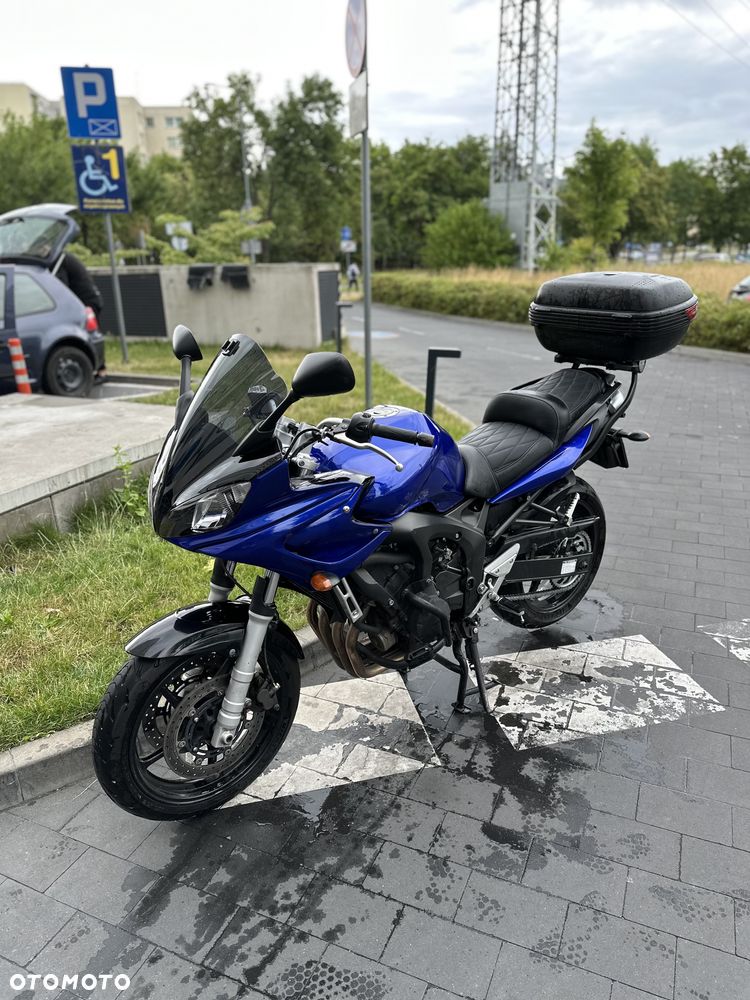 Yamaha FZ6 - 1