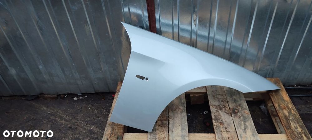 błotnik prawy przód przedni bmw e90 e91 11.2004-06.2012 stal lakier B39 A83 C08 C06 A96 475 A300 B45 C10 C4W C09 F04 A89 B53 C4E 668 C2S C3N C1M C31 A72 C1X A45 A17 F20 F35 F36 F02 A75 A44 F03 751 F01 F40 F05 F19 C29 F31 B09 C55 F22 B44 C3C F11 C1R B55 B66 F43 F45 C16 B38 C1G A76 F42 C1E B35 F39 C1F C56 C4P C6R C6E F27 C5A B41 C68 C1D U91 C5Y P7Z B01 300 - 15