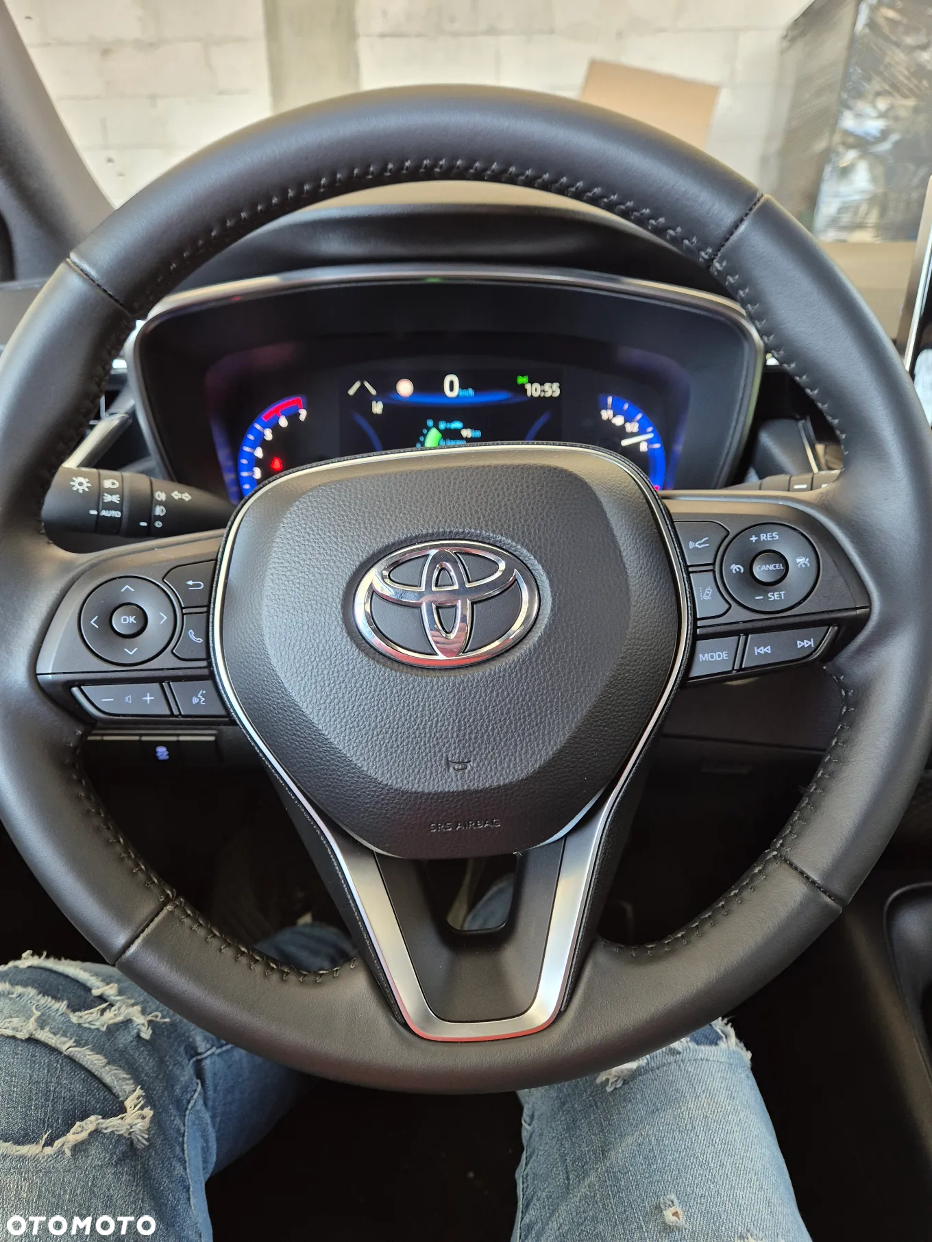 Toyota Corolla ver-1-8-hybrid-style - 26