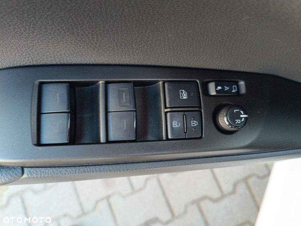 Toyota Camry 2.5 Hybrid Comfort CVT - 19