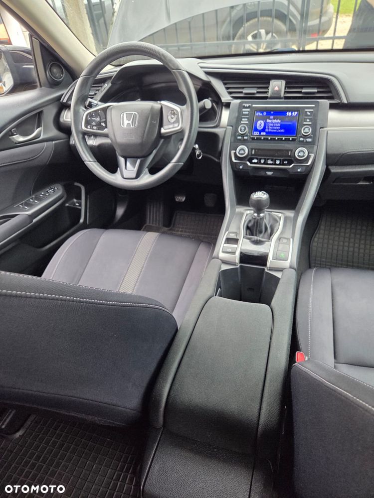 Honda Civic 1.5 T Comfort - 9