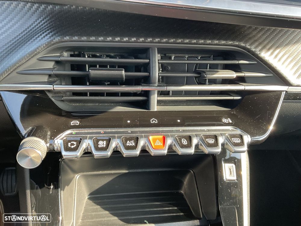 Peugeot 2008 1.2 PureTech Active Pack - 30