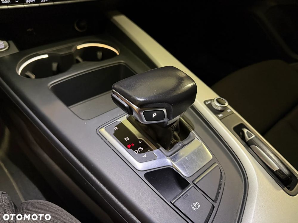 Audi A4 Avant 40 TDI S Line S tronic - 25