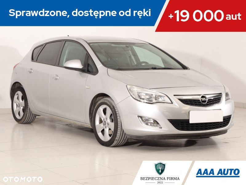 Opel Astra - 1