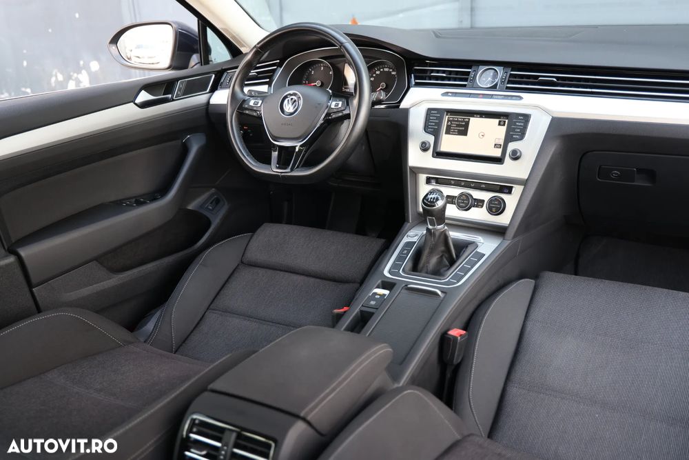Volkswagen Passat 1.6 TDI (BlueMotion Technology) Comfortline - 18